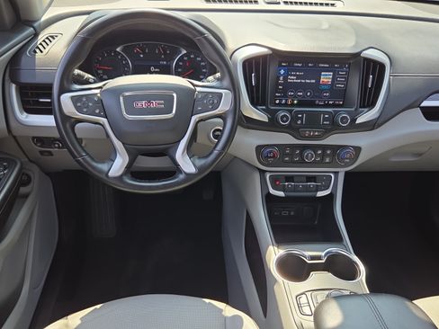 Certified 2024 GMC Terrain SLT FWD image 11