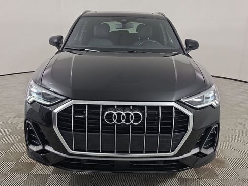 Certified 2025 Audi Q3 2.0T Premium Plus w/ Premium Plus Package AWD/4WD image 2