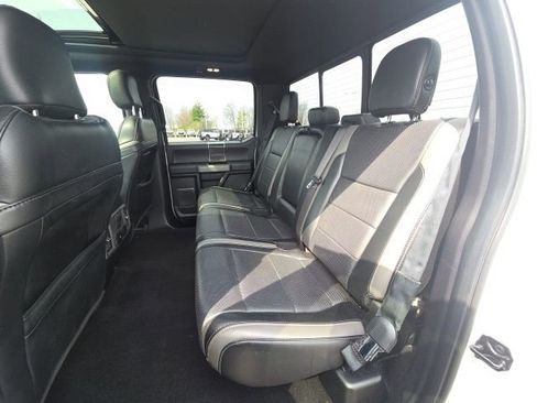 Used 2018 Ford F150 Raptor w/ Equipment Group 802A Luxury image 13