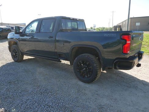 New 2026 Chevrolet Silverado 2500 LTZ w/ LTZ Plus Package AWD/4WD image 8