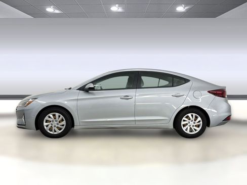 Used 2020 Hyundai Elantra SE w/ Cargo Package (C1) image 2