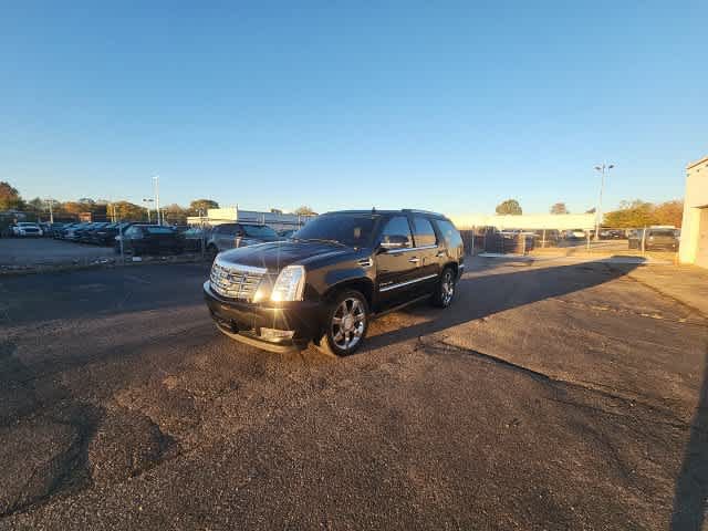Used 2011 Cadillac Escalade Premium AWD/4WD image 2