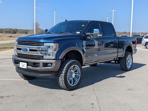 Used 2019 Ford F250 King Ranch w/ King Ranch Ultimate Package image 7