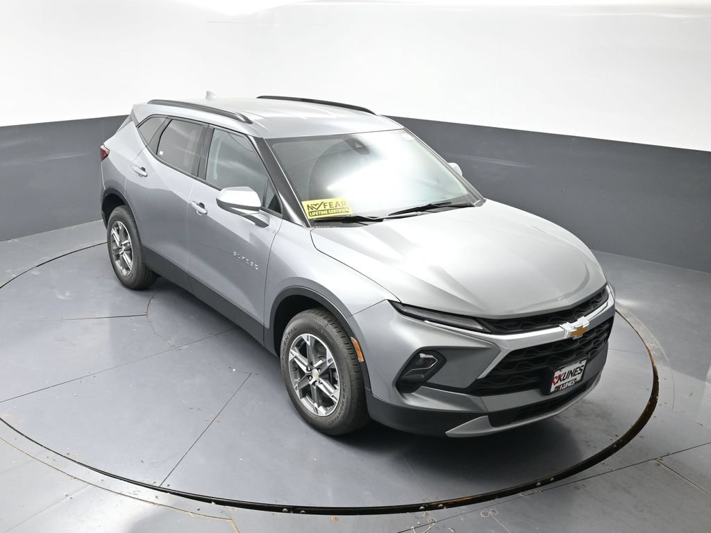 New 2026 Chevrolet Blazer LT w/ Convenience Package AWD/4WD image 31