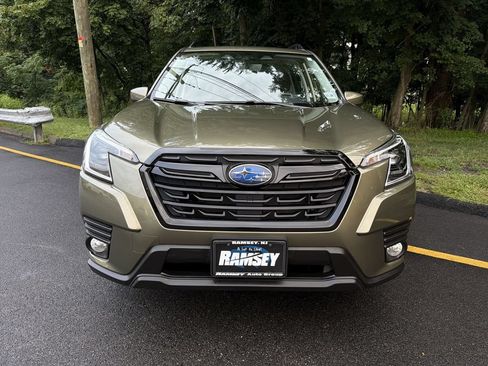 Certified 2023 Subaru Forester Premium AWD/4WD image 3