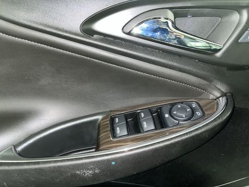 Used 2024 Chevrolet Malibu LT FWD image 13