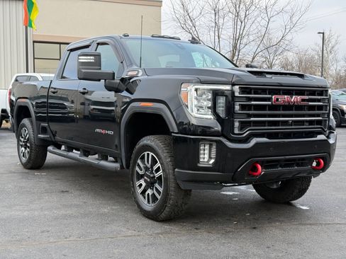 Used 2022 GMC Sierra 2500 AT4 w/ AT4 Preferred Package image 2