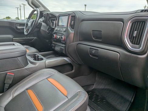 Used 2021 GMC Sierra 1500 AT4 w/ AT4 Premium Package AWD/4WD image 30