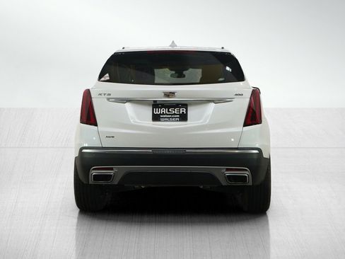 Used 2022 Cadillac XT5 Premium Luxury AWD/4WD image 4