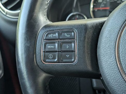 Used 2015 Jeep Wrangler Unlimited Sahara w/ Connectivity Group AWD/4WD image 17