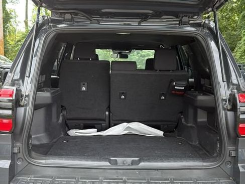 Certified 2025 Toyota 4Runner SR5 AWD/4WD image 25