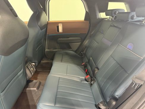 Certified 2025 MINI Cooper Countryman S w/ Comfort Package Max image 19