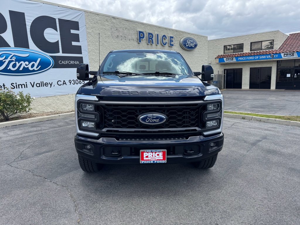 Used 2023 Ford F250 Lariat w/ Sport Appearance Package AWD/4WD image 2