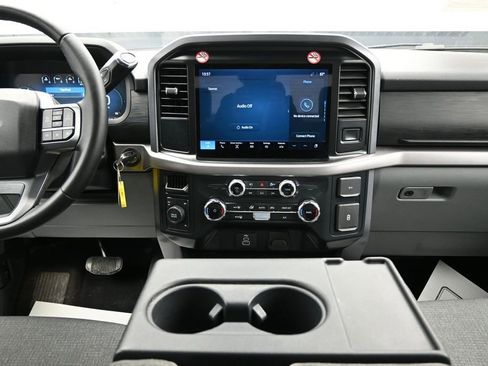 Used 2025 Ford F150 XLT w/ Equipment Group 301A Standard AWD/4WD image 15