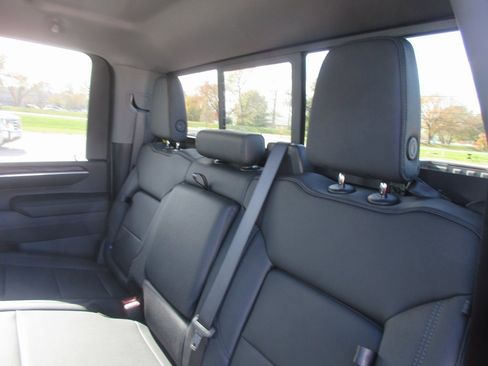 New 2026 GMC Sierra 3500 SLT image 15