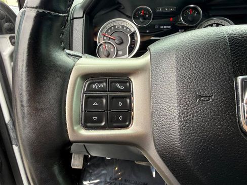 Used 2015 RAM 1500 Laramie w/ Convenience Group AWD/4WD image 34