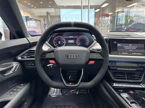 New 2025 Audi RS e-tron GT performance image 14