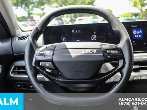 Used 2025 Kia K4 FWD image 21