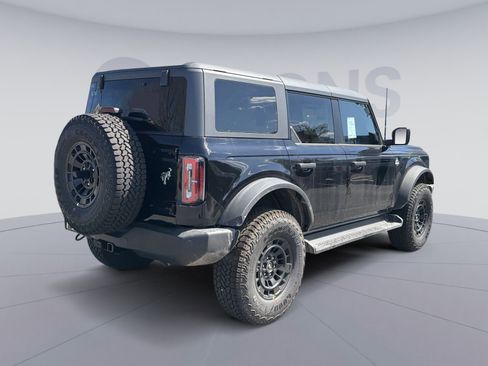 New 2026 Ford Bronco Outer Banks w/ Sasquatch Package image 7