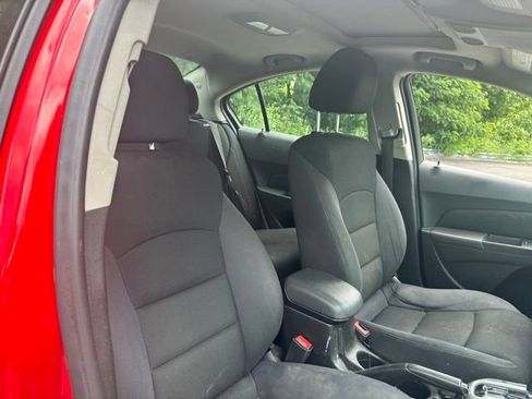 Used 2016 Chevrolet Cruze LT w/ Sun And Sound Package FWD image 21