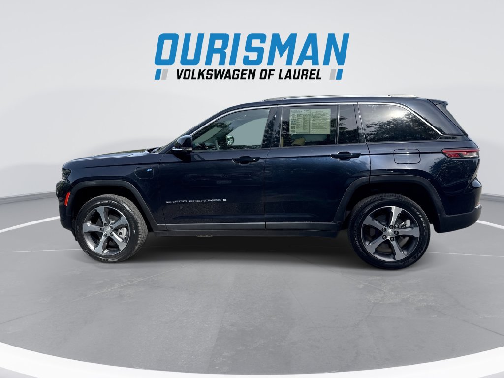 Used 2022 Jeep Grand Cherokee Limited 4xe w/ Luxury Tech Group II AWD/4WD image 5