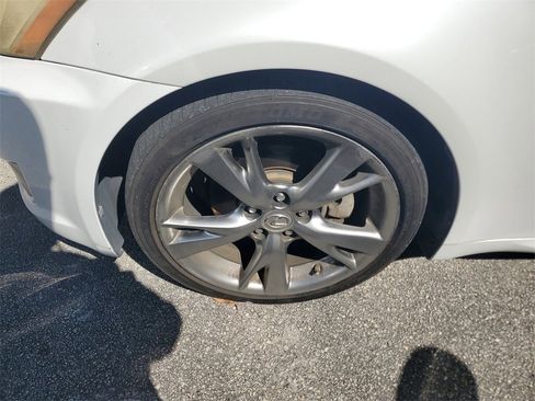 Used 2010 Lexus IS 250 image 3