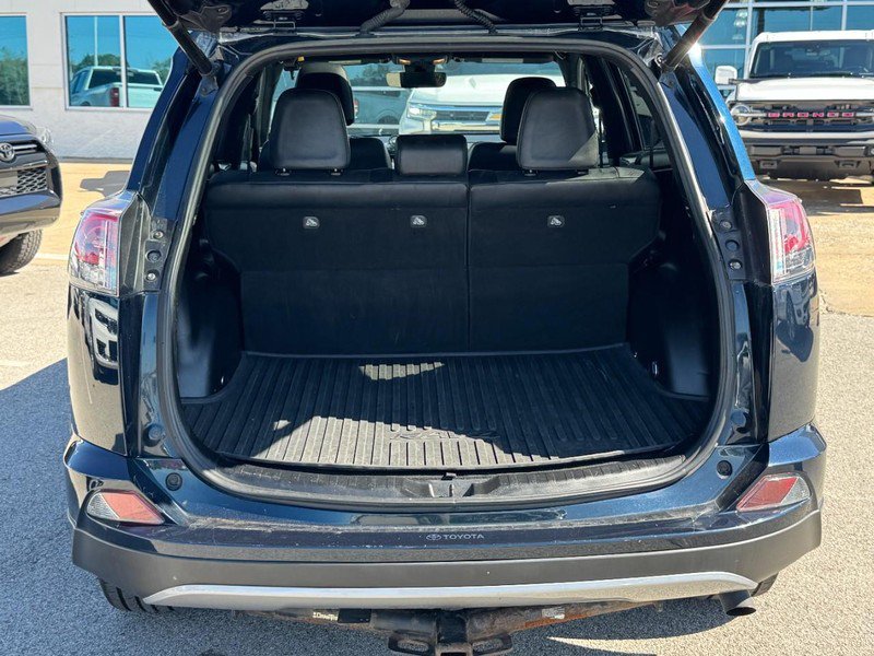 Used 2017 Toyota RAV4 SE w/ Power Extra Value Package AWD/4WD image 5