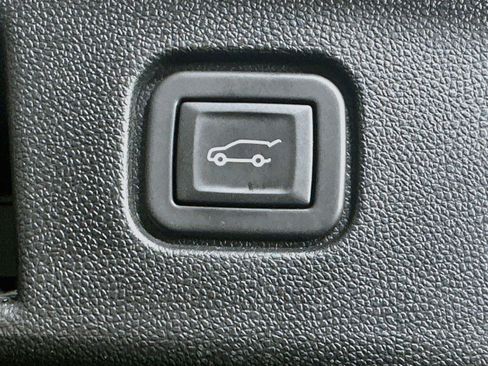 Used 2024 Chevrolet Blazer EV RS AWD/4WD image 28
