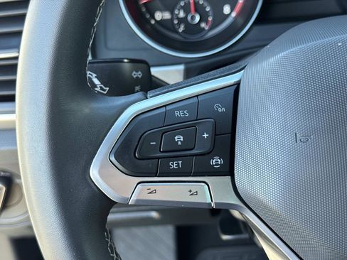 Used 2021 Volkswagen Atlas Cross Sport SE w/ Cross Sport MDO Package image 11