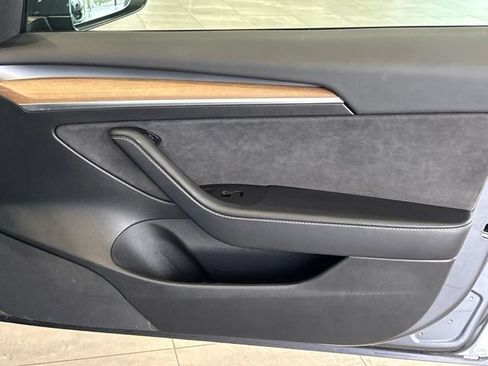 Used 2023 Tesla Model 3 Standard Range RWD image 35