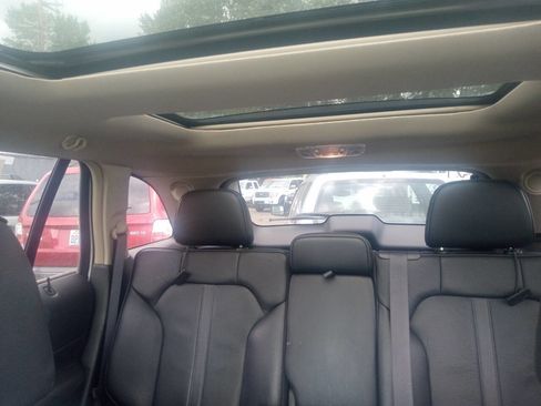 Used 2014 Lincoln MKX AWD image 9