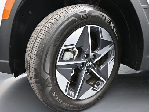 Used 2025 Hyundai Tucson SEL AWD/4WD image 16