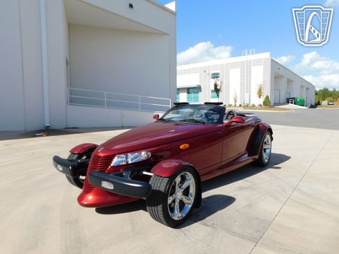 Used 2002 Chrysler Prowler RWD image 7