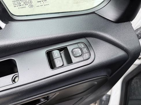 Used 2021 Mercedes-Benz Sprinter 2500 w/ Driver Convenience Package image 16