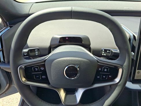 Used 2025 Volvo EX30 Ultra w/ Climate Package image 21