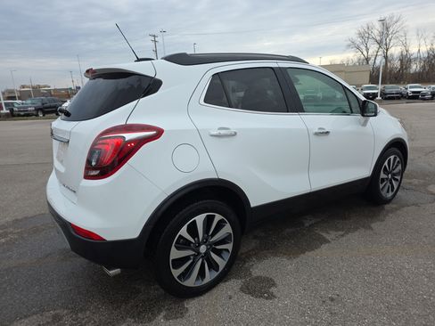 Used 2019 Buick Encore Essence image 3