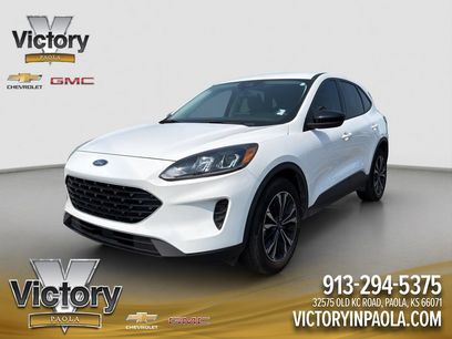 Used 2021 Ford Escape SE w/ SE Sport Appearance Package
