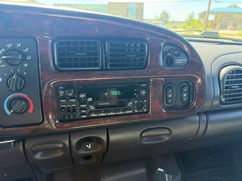 Used 2001 Dodge Ram 2500 Truck 4x4 Quad Cab image 18