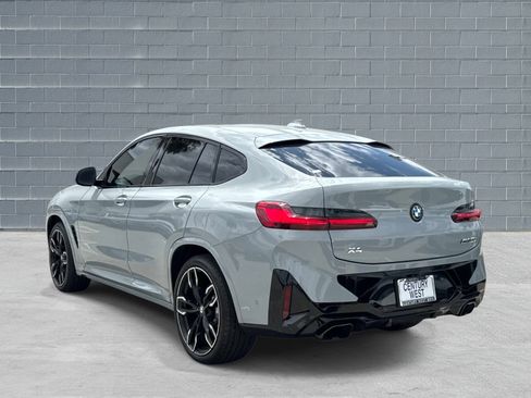 Certified 2024 BMW X4 M40i w/ Premium Package AWD/4WD image 3