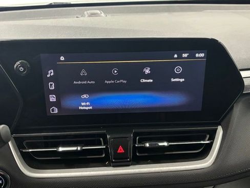 Used 2025 Chevrolet TrailBlazer LT w/ Convenience Package FWD image 26