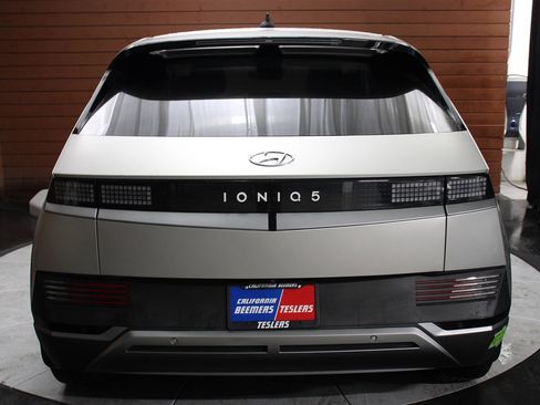 Used 2023 Hyundai Ioniq 5 SEL image 12