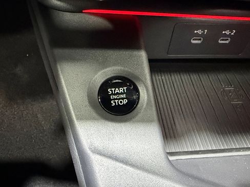 New 2026 Nissan Sentra SR FWD image 30