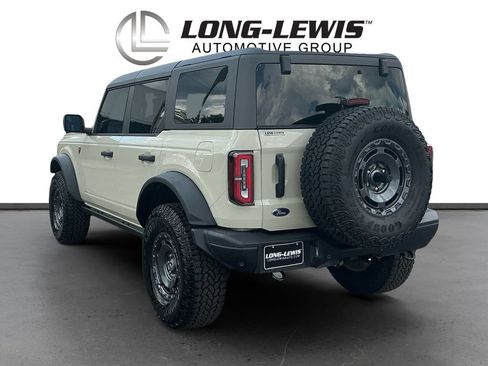 Used 2025 Ford Bronco Badlands w/ Sasquatch Package AWD/4WD image 4