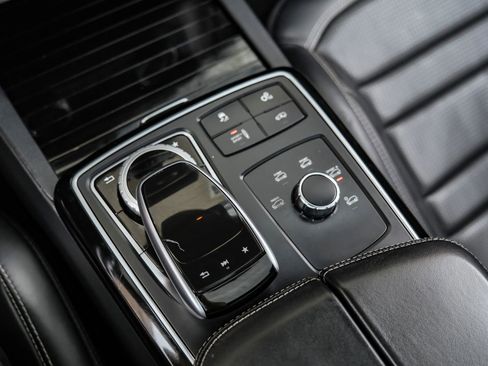 Used 2019 Mercedes-Benz GLE 63 AMG S image 37