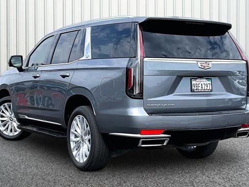 Used 2022 Cadillac Escalade Luxury AWD/4WD image 23
