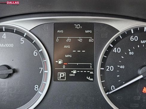 New 2025 Nissan Kicks Play S image 12