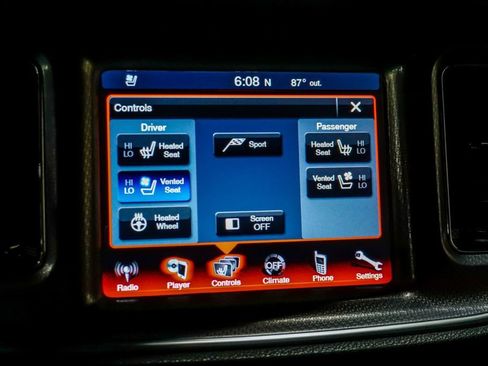 Used 2014 Dodge Charger R/T RWD image 21