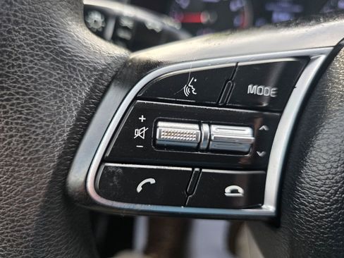 Used 2019 Kia Forte LXS image 18