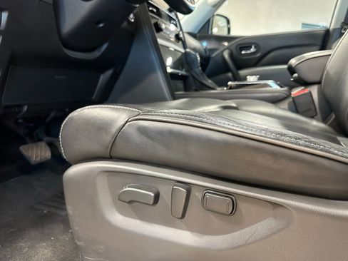 Used 2022 INFINITI QX80 Luxe w/ Cargo Package image 13