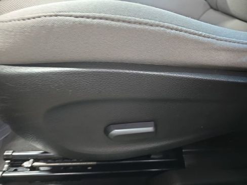 Used 2012 Chevrolet Cruze LT image 25